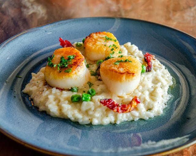 Maine Diver Scallops.